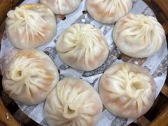 -莱莱小笼·乔艾