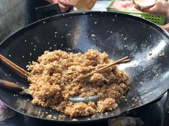 酱油炒过的糯米饭-六广门毛阿姨糯米饭