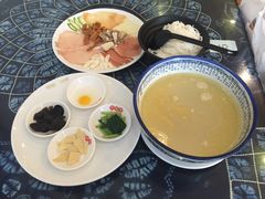 -桥香园云南过桥米线(金马碧鸡店)
