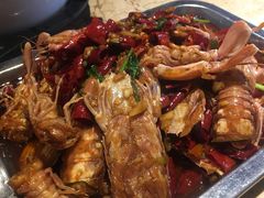 -喝丢一只鞋辣炒海鲜小烧烤(三八广场店)