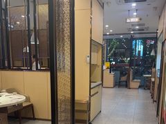 -七欣天香辣蟹火锅(闵行浦江欢乐颂店)