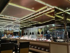 -大中华希尔顿酒店-念自助餐·嗨啤·小龙虾