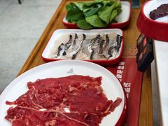 -毛辣果·贵州红酸汤牛肉火锅(西单店)