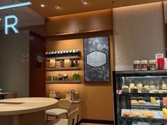 -星巴克臻选(莘庄仲盛店)