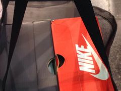 -NIKE上海青浦换季优惠店