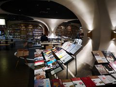 -钟书阁(珍园店)