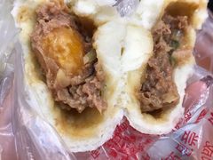 咸蛋黄超人包-老陶包子铺(南大西南村店)