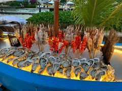 -亚龙湾希尔顿自助餐厅·海鲜·烧烤·沙滩BBQ·现场乐队