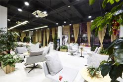 点击看大图 大厅-CARR SALON