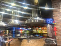 -破瓦寒窑烤羊排·鲜牛肉烧烤