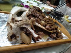 -南京悦客假日酒店