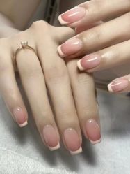 -蜜丝卡伦美甲美睫半永久