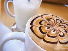 摩卡-长颈鹿咖啡(大学路店)