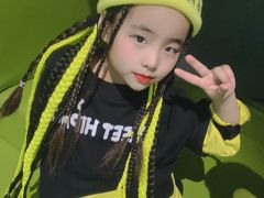 -爱睿思儿童早教亲子游泳(万象城店)