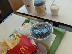 -麦当劳(假日广场店)
