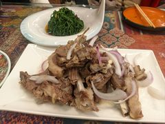 -乡村馕坑肉·烧烤·新疆菜·本地人更爱吃(阿勒泰首店)