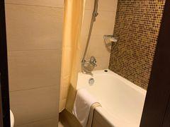 -香港华美达海景酒店