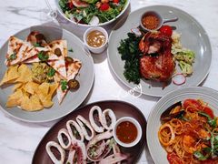 -théATRE茶聚场·餐厅(环球金融中心店)