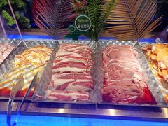 -布罗城堡自助烧烤(鸿通城购物中心店)