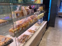 -巴黎贝甜(大宁国际商业广场店)