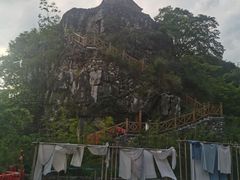 -高荡千年布依古寨旅游景区