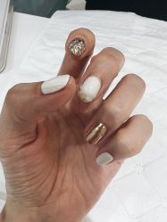 -悦指间美甲美睫