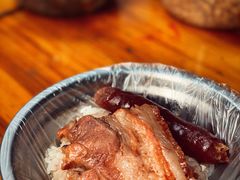 -梁阿婆廿年老牌扣肉糯米饭