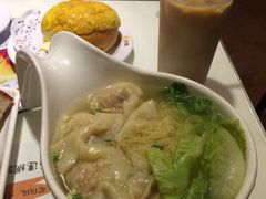 iphone_upload_pic-新大咀港式茶餐厅(宝山万达店)