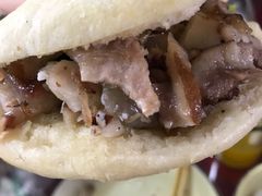 扒猪脸火勺-北京龙庆四季香农家饭庄·灶台鱼·碳烤虹鳟鱼(龙庆峡店)