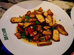 小炒嫩香干-新白鹿餐厅(百联中环店)