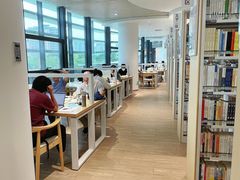 -广州市白云区图书馆