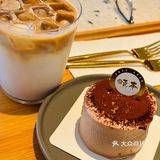 一块蛋糕的时间，足够让心情放晴了