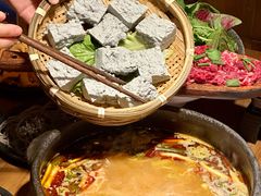 -贵厨酸汤牛肉(花果园国际中心店)