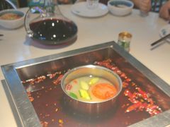 -二荆条·蜀鲜汇城市森林火锅