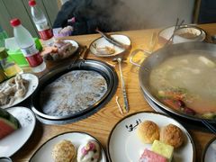 -川渝又一村火锅烤肉自助(步行街店)