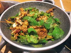 擂辣椒烧手撕鸡-吃饭皇帝大土家民族菜(正大广场店)