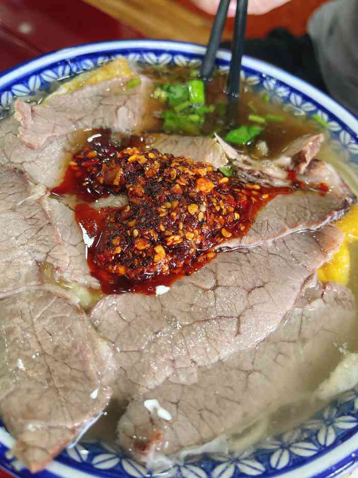 三江源牛肉面(燕翔路店)-"搬家以后第一次来,从东边搬到了西边,不远.