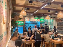 -云阿蛮云南生烫牛肉米线(奉贤路店)