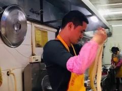 -朝阳路拉面店