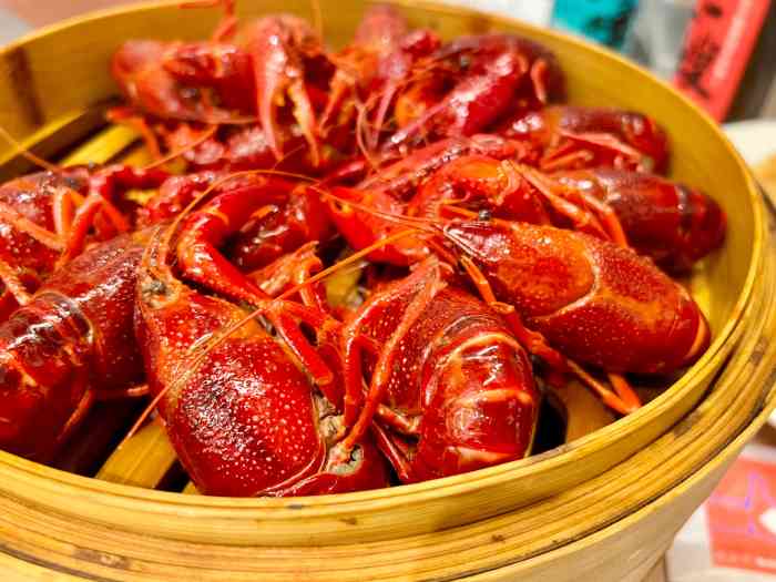 靓靓蒸虾(雪松路创始店)-"今年毕业的时候和室友们过来吃的,五个人点.