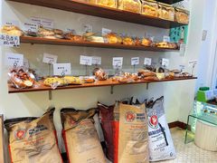 零售区-雀食面包店(钟楼店)