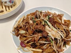 干炒牛河-南拳十三姨·潮汕砂锅粥·粤菜(西单大悦城店)