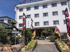 -头上红煨盐鸡乡村食府