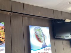 -丹水桥地锅鱼·翘嘴鲌·地方特色全鱼宴(丹江口大坝店)