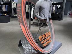 -迪桑特DESCENTE(青岛山东路万象城店)