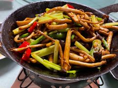 -钰田大院·碳烤虹鳟鱼·怀柔地道农家菜(雁栖湖店)