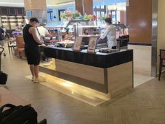 -亚龙湾希尔顿自助餐厅·海鲜·烧烤·沙滩BBQ·现场乐队