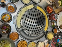 -GOGIYA·咕叽吖韩国传统烤肉店(东方新天地店)