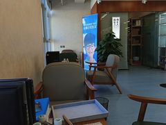 -无奔眼镜·蔡司·依视路授权店(马家堡店)