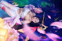 -星元素cosplay动漫摄影写真工作室